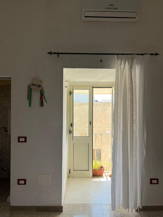 Casa Corte della libertà Uggiano La Chiesa Extérieur photo